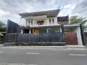 RUMAH MURAH, TANAH LUAS DI PALAGAN, LOKASI PREMIUM DI JOGJA lokasi di Sleman Kab., tersedia melalui melalui situs Olx