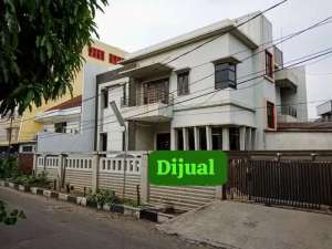 RUMAH NEMPEL MALL KELAPA GADING lokasi di Jakarta Utara, tersedia melalui melalui situs Olx