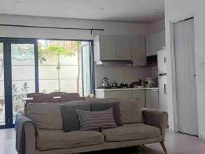 Rumah nyaman 2 lantai demi furnished di Arcamanik dkt pintu TOL Summarecon LT 100 LB105 lokasi di Bandung Kota, tersedia melalui melalui situs Olx