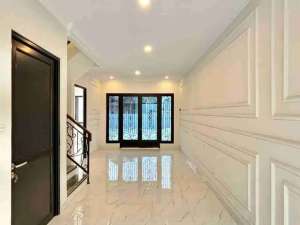 Rumah Nyaman Tenang Di Lenteng Agung Jagakarsa Jakarta Selatan lokasi di Jakarta Selatan, tersedia melalui melalui situs Olx