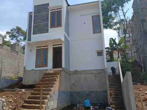 Rumah on progres dekat gerbang tol cileunyi lokasi di Bandung Kab., tersedia melalui melalui situs Olx