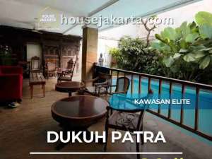RUMAH PATRA KUNINGAN . KAWASAN ELITE . LINGKUNGAN TENANGEKSKLUSIF lokasi di Jakarta Selatan, tersedia melalui melalui situs Olx