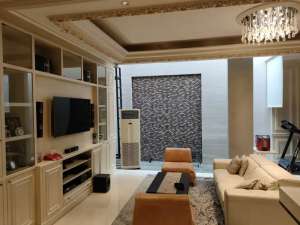 Rumah Pik Crown Golf renov rapi furnished bagus mewah lokasi di Jakarta Utara, tersedia melalui melalui situs Olx