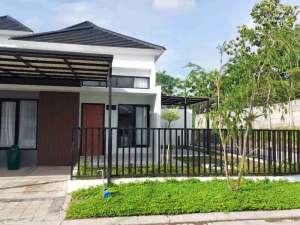 RUMAH POJOK, FREE PPN, 9 MENIT KEKAMPUS UNDIP TEMBALANG SEMARANG lokasi di Semarang Kota, tersedia melalui melalui situs Olx