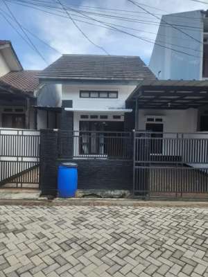 Rumah potensi kostan komplek permata Buahbatu dkt Telkom university lokasi di Bandung Kota, tersedia melalui melalui situs Olx