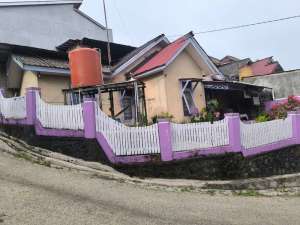 Rumah pribadi yg tengah kota lokasi di Samarinda Kota, tersedia melalui melalui situs Olx