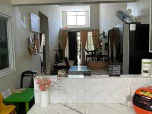 rumah rapi di Graha raya Shm lokasi di Tangerang Kota, tersedia melalui melalui situs Olx