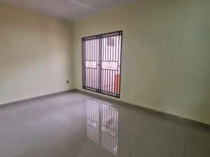 Rumah Rapih Siap Huni Cluster Bavaria Modernland Tangerang lokasi di Tangerang Kota, tersedia melalui melalui situs Olx