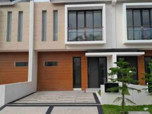 Rumah ready , 2 lantai , 3 kamar , lidah kulon Surabaya lokasi di Surabaya Kota, tersedia melalui melalui situs Olx