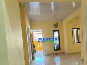 Rumah Renov Siap Huni Disewakan lokasi di Tangerang Kab., tersedia melalui melalui situs Olx