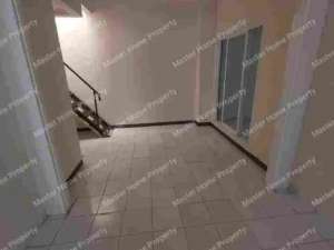 Rumah Renovasi Siap Huni Disewakan lokasi di Tangerang Kab., tersedia melalui melalui situs Olx