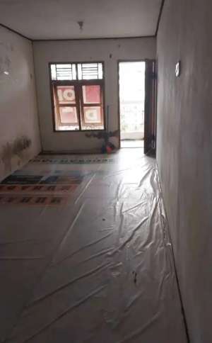 Rumah Roxy Tomang Jual Cepat Murah Strategis lokasi di Jakarta Barat, tersedia melalui melalui situs Olx