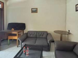 Rumah Second Wisma Tropodo SidoarjoBebas Banjir lokasi di Sidoarjo  Kab., tersedia melalui melalui situs Olx