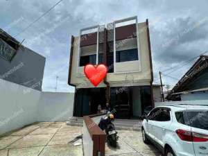 Rumah semi ruko dekat mall jambu dua kota bogor lokasi di Bogor Kota, tersedia melalui melalui situs Olx