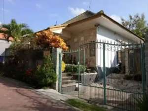 Rumah Semi Villa dekat Kampus Unud Goa Gong Jimbaran lokasi di Kab. Badung, tersedia melalui melalui situs Olx