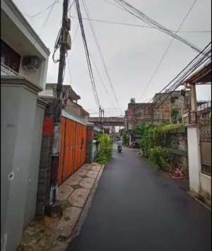 RUMAH SEWA FATMAWATI KEBAYORAN BARU JAKARTA SELATAN lokasi di Jakarta Selatan, tersedia melalui melalui situs Olx