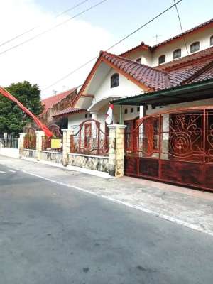 Rumah Sewa Murah dekat Grand Mall SOLO Surakarta lokasi di Surakarta Kota, tersedia melalui melalui situs Olx