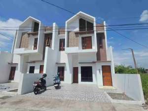 rumah siap huni 2lantai lokasi strategis di ngemplak kartasura lokasi di Sukoharjo Kab., tersedia melalui melalui situs Olx