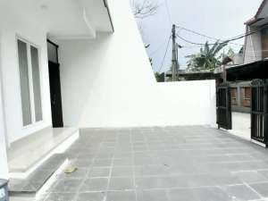 rumah siap huni 4 kamar tidur di jl wadas jaticempaka pondok gede lokasi di Bekasi Kota, tersedia melalui melalui situs Olx