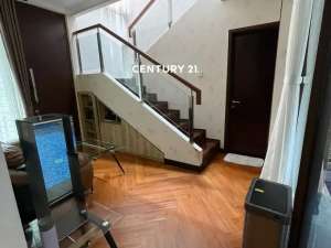 Rumah Siap Huni Ada Kolam Renang Di Discovery 5760 lokasi di Tangerang Selatan Kota, tersedia melalui melalui situs Olx