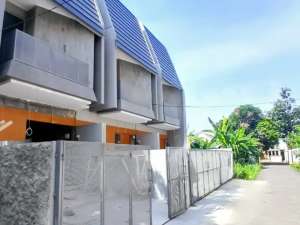 rumah siap huniakses strategis 7 menitan ke pintu tol jatiwarna , tersedia melalui melalui situs Olx