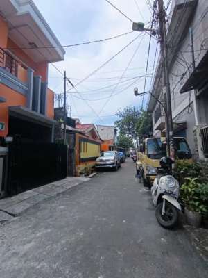 Rumah siap Huni akses mobil dekat stadion JIS Sunter Jakarta Utara. lokasi di Jakarta Utara, tersedia melalui melalui situs Olx