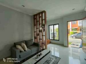 Rumah Siap Huni Bata Merah Bonus Full Furnish di Cirendeu lokasi di Tangerang Selatan Kota, tersedia melalui melalui situs Olx