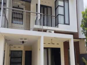 Rumah siap huni di arcamanik sdh shm dkt antapani padasuka bandung lokasi di Bandung Kota, tersedia melalui melalui situs Olx