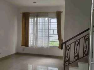 Rumah Siap Huni di Cluster Lasein JGC Cakung Jakarta-Timur lokasi di Jakarta Timur, tersedia melalui melalui situs Olx