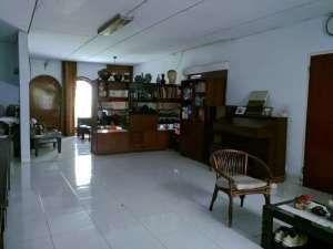 Rumah siap huni di Duri Kepa Jakbar luas 300m2 murah by Brigitta lokasi di Jakarta Barat, tersedia melalui melalui situs Olx