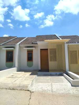 Rumah Siap Huni Di Mainroad Ciluncat Banjaran Soreang Bandung KPR SHM lokasi di Bandung Kab., tersedia melalui melalui situs Olx