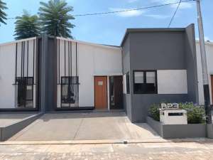 Rumah Siap Huni di Pamulang Dekat Mall, KampusAkses Tol lokasi di Tangerang Selatan Kota, tersedia melalui melalui situs Olx