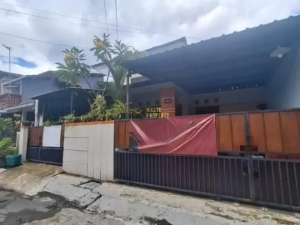 RUMAH SIAP HUNI DI SETURAN DEKAT KE KAMPUS UPN JOGJA lokasi di Yogyakarta Kota, tersedia melalui melalui situs Olx