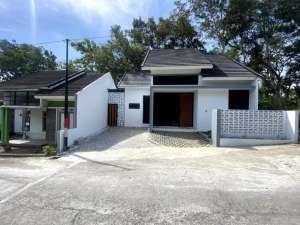 rumah siap huni di wates kulon progo yogyakarta dekat bandara yia lokasi di Kulon Progo Kab., tersedia melalui melalui situs Olx