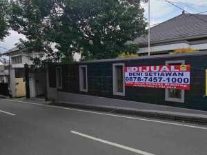 Rumah Siap Huni Hitung Tanah di Bangka Kemang Bebas Banjir lokasi di Jakarta Selatan, tersedia melalui melalui situs Olx