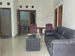 RUMAH SIAP HUNI INCLUDE FURNISHED DI JAKAL KM 10 lokasi di Sleman Kab., tersedia melalui melalui situs Olx