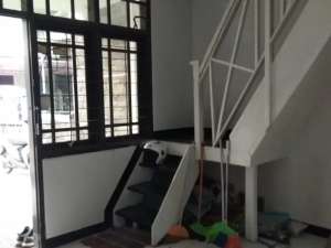 Rumah Siap Huni Jalan Lebar Dekat Talagabodas Lodaya Bandung lokasi di Bandung Kota, tersedia melalui melalui situs Olx