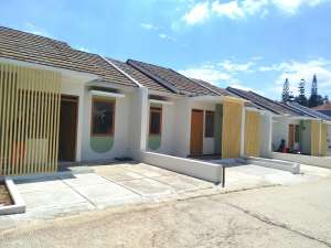 Rumah Siap Huni Mainroad KPR DP 0 Di Ciluncat Soreang Banjaran Bandung lokasi di Bandung Kab., tersedia melalui melalui situs Olx