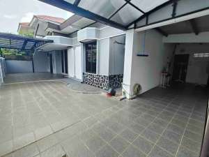 Rumah siap huni pondok cibubur Cimanggis Depok lokasi di Depok Kota, tersedia melalui melalui situs Olx