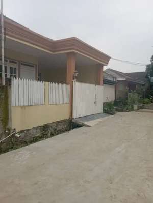 Rumah Siap Huni, Semi Furnished lokasi di Bogor Kab., tersedia melalui melalui situs Olx