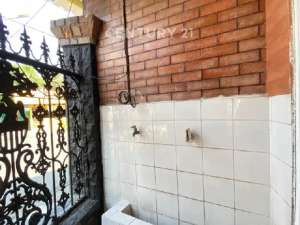 Rumah Siap Huni Sudah Direnovasi Di Tebet Jakarta Selatan lokasi di Jakarta Selatan, tersedia melalui melalui situs Olx