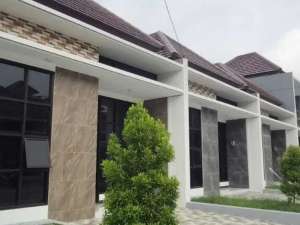 Rumah Siap Huni Tanah Lega dlm Cluster dekat Petukangan Jaksel lokasi di Tangerang Kota, tersedia melalui melalui situs Olx