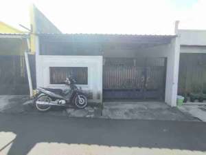 Rumah Solo Kota Strategis Dekat Taman Jayawijaya lokasi di Surakarta Kota, tersedia melalui melalui situs Olx