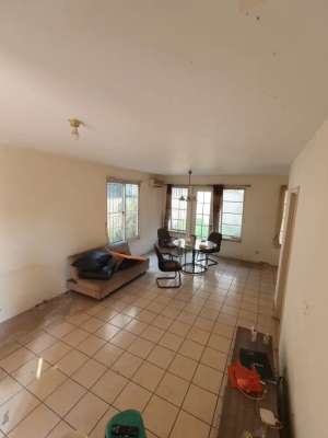 Rumah Standar 2 Lantai di Beverly Golf Lippo Karawaci Dekat UPH lokasi di Tangerang Kota, tersedia melalui melalui situs Olx