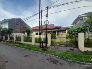 Rumah Strartegis Dan Siap Huni Di Jalan Sultan Alauddin lokasi di Makassar Kota, tersedia melalui melalui situs Olx