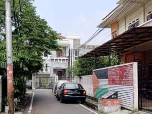 RUMAH STRATEGIS 2 LANTAI DITANAH ABANG, PETOJO DG HARGA NJOP lokasi di Jakarta Pusat, tersedia melalui melalui situs Olx