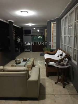 Rumah Strategis 4 Kamar Tidur Plus Kolam Renang Di Sentul City lokasi di Bogor Kota, tersedia melalui melalui situs Olx