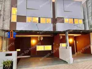 Rumah Strategis 600 Meter Ke Gerbang Tol Limo Depok lokasi di Depok Kota, tersedia melalui melalui situs Olx