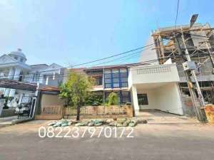 Rumah Strategis Clusterdi Harapan Indah Regency Medan Satria Bekasi lokasi di Bekasi Kota, tersedia melalui melalui situs Olx