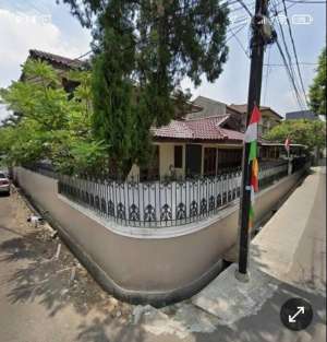 Rumah Strategis di Cipete Kebayoran Baru Jaksel Dekat MRT hj Nawi lokasi di Jakarta Selatan, tersedia melalui melalui situs Olx